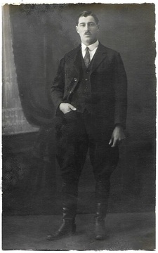 Albert Karuza starejši, cca. 1933